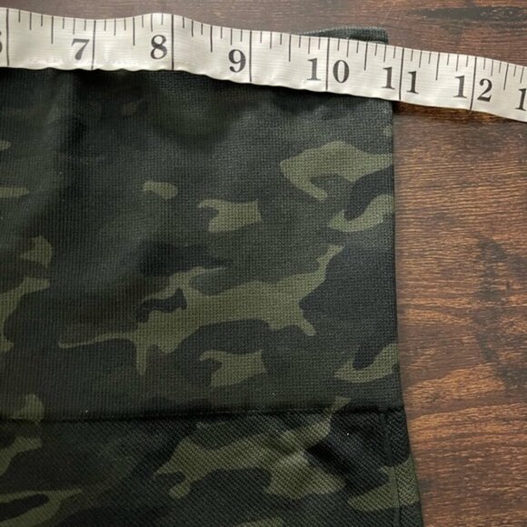 Spanx Look At Me Now Seamless Legging Green Camo Size Small high rise sh… - Picture 7 of 11